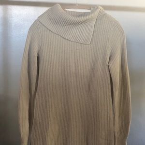 Knit sweater